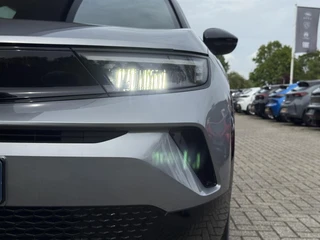 Opel Mokka Electric GS 54 kWh | Two Tone | Achteruitrijcamera | Facelift model | Apple Carplay/Android Auto | LED | Privacy Glass / 22