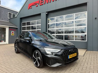 Audi A3 Limousine 35 TFSI S edition S-Line / Matrix LED / Virtual / BTW / Black Pack . / 2