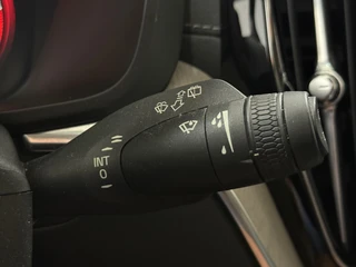 Volvo XC60 2.0 T5 Inscription | 250PK | Automaat | Leder | Camera | Trekhaak | Pano | Navi | 12,3” Digitaal Display / 32