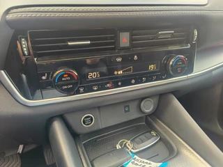 Nissan QASHQAI 1.3 MHEV Xtronic N-Connecta uit 2025 Rijklaar + Fabrieksgarantie  Automaat  Panorama-dak Henk Jongen Auto's in Helmond,  al 50 jaar service zoals 't hoort! / 14