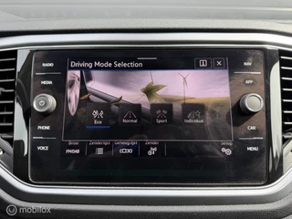 Volkswagen T-Roc 1.5 TSI DSG Active CLIMA*CARPLAY*PDC*STOELVERW / 49