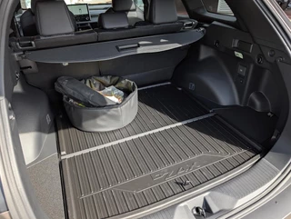 Toyota bZ4X Touring Dynamic 75 kWh NIEUW DIRECT LEVERBAAR! 360 CAMERA STOEL/STUURVERW WARMTEPOMP BLIND SPOT EL-ACHTERKLEP KEYLESS PARK-SENSOREN APPLE/ANDROID / 14
