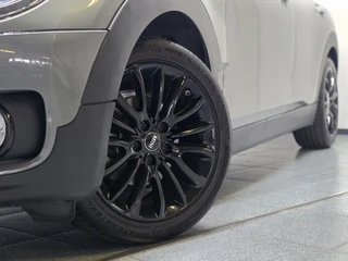 MINI Clubman 1.5 One Chili Serious Business Automaat, Keyless, Navigatie, Applecarpl./Andr. Auto, Climate/Cruise Control / 8