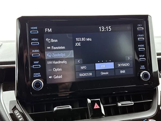 Toyota Corolla 2.0 Hybrid Business Sport Intro | Automaat | Adaptive cruise | Stuur & stoelverwarming | Navigatie | Camera / 25