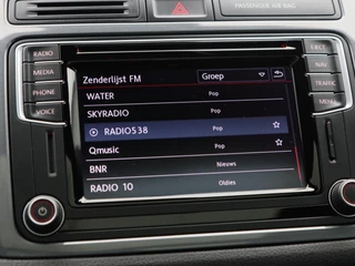 Volkswagen Tiguan 1.4 TSi R-Line Edition 125 Pk | Panoramadak | Trekhaak | Camera | Cruise Control | Climatronic | Navigatie | 18 Inch / 25