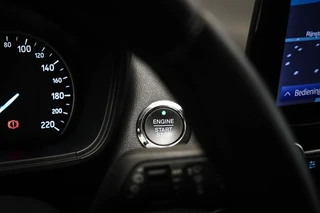Ford EcoSport 1.0 EcoBoost Titanium | WINTER / NAVIGATIE / DESIGN / PARKING- PACK | TREKHAAK | 17" / 6