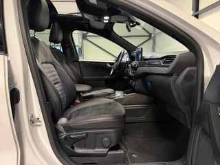 Ford Kuga 2.5 PHEV ST-Line X B&O Pano Camera Winterpack NAP / 31