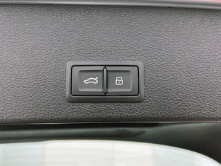 Audi Q2 35 TFSI epic Automaat | Adaptive Cruise | Stoelverwarming | CarPlay | Camera | Parkeersensoren achter / 27