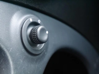 smart forfour 1.0 Business Solution | Cruise control | Climate control | Elektrische ramen voor | 15 inch Lichtmetalen velgen / 17