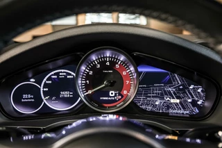 Porsche Cayenne Coupé 3.0 E-Hybrid|ACC|GTS-stoel|Chrono|Pano / 47