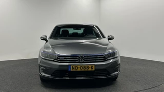 Volkswagen Passat 1.4 TSI GTE Connected TREKHAAK-NAVI-DAB-STOELVERWARMING / 7