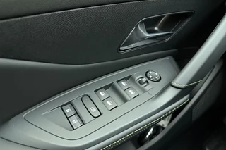 Peugeot e-308 SW GT 54 kWh / 26