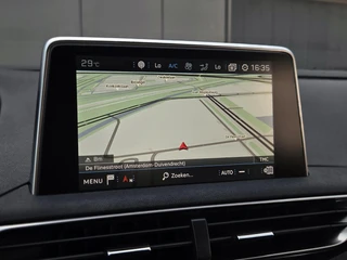 Peugeot 3008 1.2 PureTech GT Line | Apple-Android | Trekhaak | Dealeronderhouden / 17