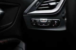 BMW 1-serie 118i Business Edition | SPORT LINE | PANORAMADAK | SPORTSTOELEN | DAB | APPLE / 27