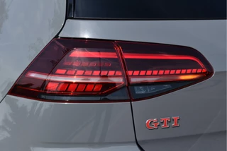 Volkswagen Golf 2.0 TSI GTI TCR Performance Pack Executive 290 pk Nardo Grey | Vol | Keyless | Pano | Camera | Carplay | Adapt.CC | Full LED | Historie / 28