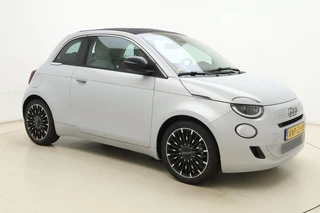 Fiat 500 1.0 Hybrid La Prima Cabrio | DEMO | Lederen bekleding | Camera | 8 Jaar speciale garantie | Parkeersensoren | Climate control / 9