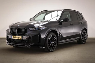 BMW X5 xDrive50e M-sport | PANORAMADAK | INDIVIDUAL VOLLEDER MERINO | HEAD UP | HARMAN KARDON | 360 CAMERA | MAXTON | 22" |