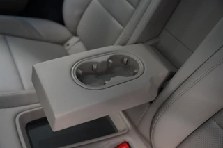 Porsche Taycan Performance 84 kWh  ACC Panoramadak Leder Memory Seats / 27