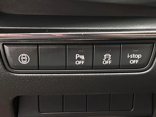 Mazda 3 2.0 e-SkyActiv-G M Hybrid 122 Comfort met Bose | Navigatie | Stuur/Stuur Verwarming | Head-Up | Adaptieve Cruise | Camera / 24