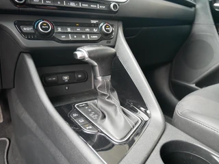 Kia Niro 1.6 GDi PHEV DynamicPlusLine Camera| ACC| Leder| NAVI+BT / 15