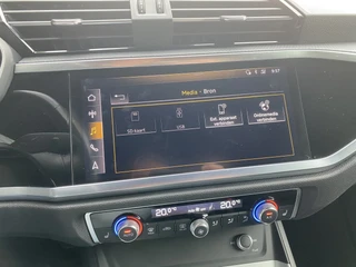 Audi Q3 35 TFSI 150 pk S Line AUT . | zwart optiek | 20'' lichtmetalen velgen | adaptieve cruise | sportstoelen | apple carplay | led kopl. / 28