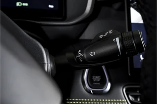 Lynk & Co 01 1.5 PHEV 276 PK More | S/K-panodak | Dig. Cockpit | Stoel-+Stuurverw. | 360 Camera | Adapt. Cruise | Memory | Elek. klep | LM 20" | 5359 / 67