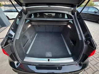 Audi A4 Avant 2.9 TFSI RS 4 quattro / Pano / Keramisch / ABT / Top View / Head-Up / Milltek / 56