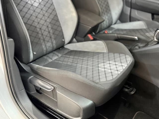 Volkswagen Polo 1.0 TSI R-Line | 110PK | IQ.Drive pakket | Virtual | Full LED Matrix Beam | Camera | Discover Pro | Clima |Ambient / 24