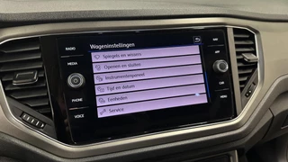 Volkswagen T-Roc 1.0 TSI Style Business PANO LM TREKHAAK DAB CRUISE. / 47