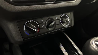 Skoda Kamiq 1.0 TSI Ambition CAMERA CARPLAY LED CRUISE DAB. / 45