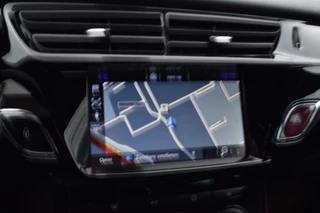 DS DS 3 PureTech 130pk Performance Line  | Navigatie | Airconditioning ECC | Camera achter | Parkeersensoren | sportstoelen | Isofix Bevestigingspunten | Apple Carplay & Android Auto | Zeer Compleet!! / 7