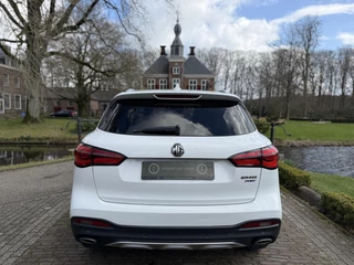 MG EHS 1.5 TGDI Luxury PHEV / 20