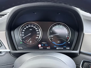BMW X2 xDrive25e M SPORT Business Edition Plus  BOMVOL | PHEV| PANO| NAP| STOEL + STUURVERWARMING| COMFORT ACCESS| ELEK. ACHTERKLEP| AFNEEMBARE TREKHAAK| HUD| ACHTERUITRIJCAMERA| APPLE CARPLAY / 32