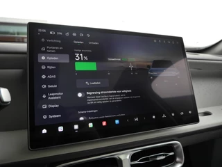Leapmotor B10 Design ProMax 67.1 kWh | Licht interieur kleur | Navigatie | Rondom camera | 18inch Velgen | Elektrisch bedienbare achterklep | Panoramdak | Stoel verwarming en ventilatie | Stuurverwarming | Uit voorraad leverbaar / 33