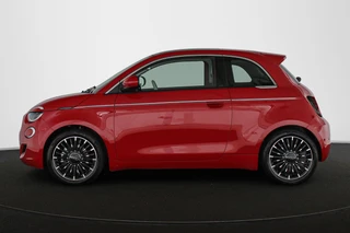 Fiat 500e La Prima 42 kWh Pano Leder Stoelverwarming JBL Camera Apple CarPlay / 30