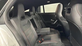 Mercedes-Benz CLA Shooting Brake 180 Business Solution AMG PANO CAMERA CRUISE. / 6
