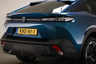 Peugeot e-408 Allure 58 kWh | NIEUW | COMFORT / CONNECT / 360 VISION & DRIVE ASSIST- PACK | STUURVERWARMING | DAB | APPLE | CAMERA / 26