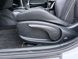 Kia ProCeed 1.0 T-GDi GT-Line  - Panorama dak - Elektrische Achterklep - Cruise Control - Navigatie - Climate Control - - Fabrieksgarantie tot 10-2030 / 20