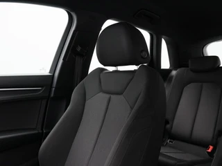 Audi Q3 45 TFSi 245 Pk e Business Edition | Cruise Control | Climatronic | Navigatie | CarPlay | 18 Inch | 160.524 Km !! / 35