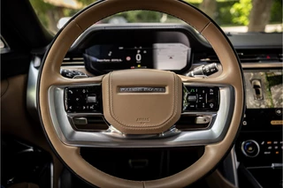 Land Rover Range Rover 4.4 P530 Autobiography Koelbox 23" Trekhaak Hot Stone Massage / 8