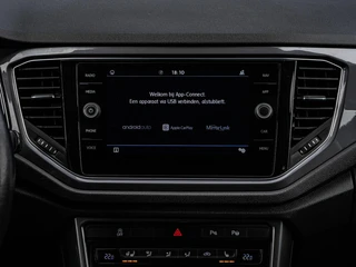 Volkswagen T-Roc 1.5 TSI 150 PK DSG Style IQ.DRIVE | Trekhaak | Virtual Cockpit | LED | ACC | Camera | Dodehoekdetectie | Stoel-/Stuurverwarming | Navigatie | Apple CarPlay/Android Auto | 18" / 27