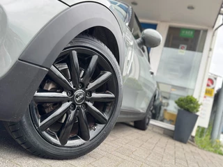 MINI Cooper Cabrio 1.5 Cooper Chili Serious Business I LED I Leer I Stoelverw. I Climate contr. / 18