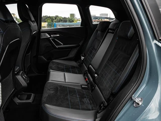 BMW iX1 eDrive20 67 kWh M Sport | SOH 100% | Trekhaak | Harman/Kardon | Keyless | LED | Camera | Navigatie | 18" / 14