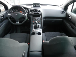 Peugeot 3008 1.2 PureTech Style | Trekhaak | Panoramadak | Lichtmetalen velgen | Achteruitrijcamera | Climate control | Cruise control | Navigatie | Regensensor / 8