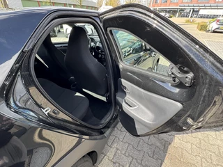 Toyota Aygo X PLAY / 17