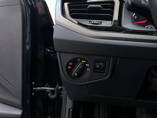 Volkswagen Polo 1.0 TSI Comfortline Parkeersensoren App-Connect DAB+ Navigatie / 24