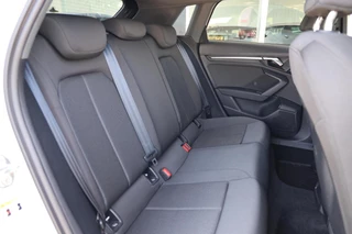 Audi A3 Sportback 30 TFSI Pro Line|Automaat|Trekhaak|Navi|Cruise control| / 22