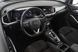 Opel Grandland 1.6 Turbo Plug-In Hybrid 4x4 Ultimate 300 PK Afneembare Trekhaak Stoel-Stuurverwarming / 6