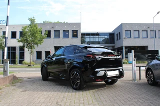 Peugeot e-3008 GT Avantage 210 73 kWh Panoramadak / 2+6 Jaar Garantie / 33