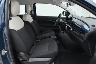 Fiat 500 1.0 Hybrid Icon | DEMO | Cruise control | Parkeersensoren | Hybride | Climate control / 7